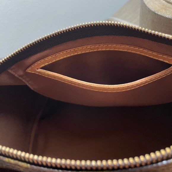 Louis Vuitton Speedy 30 - Picture 14 of 15